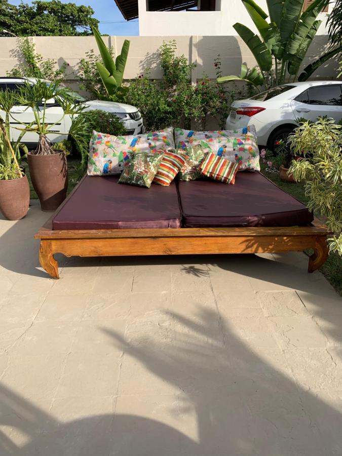 لورو دي فريتاس Casa De Temporada 4 Quartos Sendo 2 Suites Em Vilas Do Atlantico - 200 M Da Praia E 6 Km Da Capital المظهر الخارجي الصورة