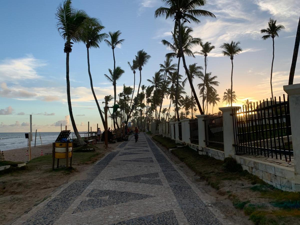 لورو دي فريتاس Casa De Temporada 4 Quartos Sendo 2 Suites Em Vilas Do Atlantico - 200 M Da Praia E 6 Km Da Capital المظهر الخارجي الصورة